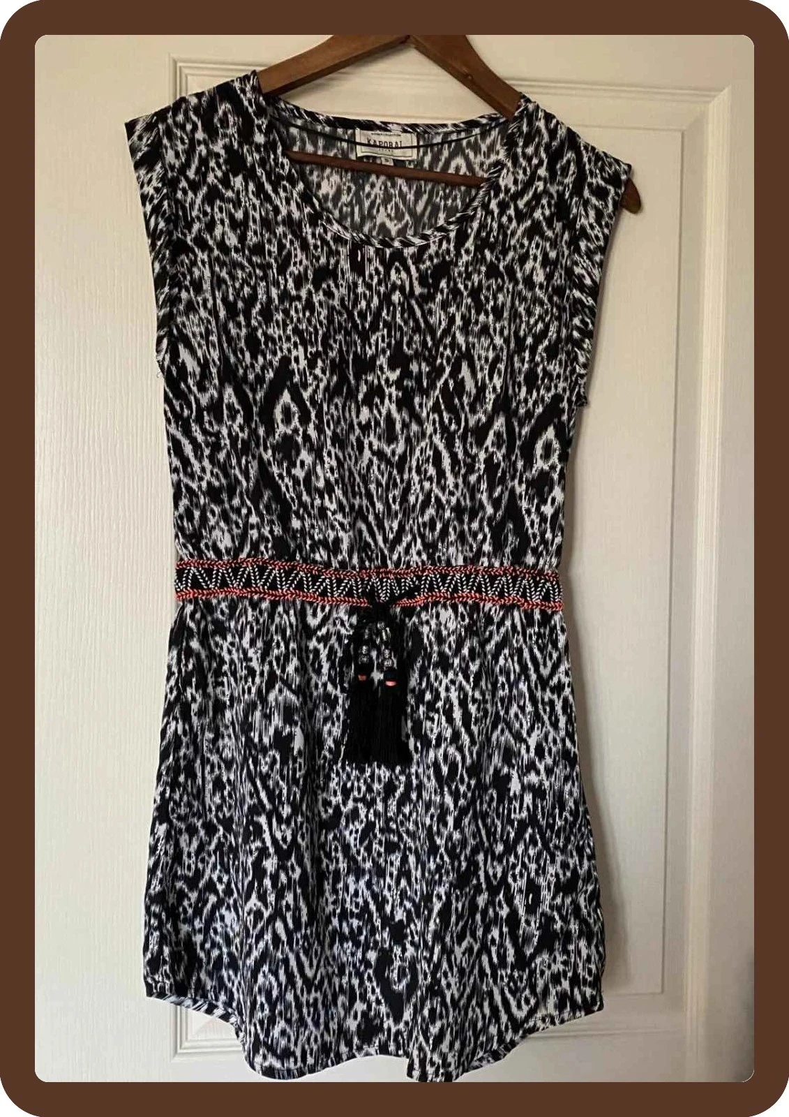 Robe Kaporal noire & blanche imprimée + ceinture tressée T36 – style bohème chic